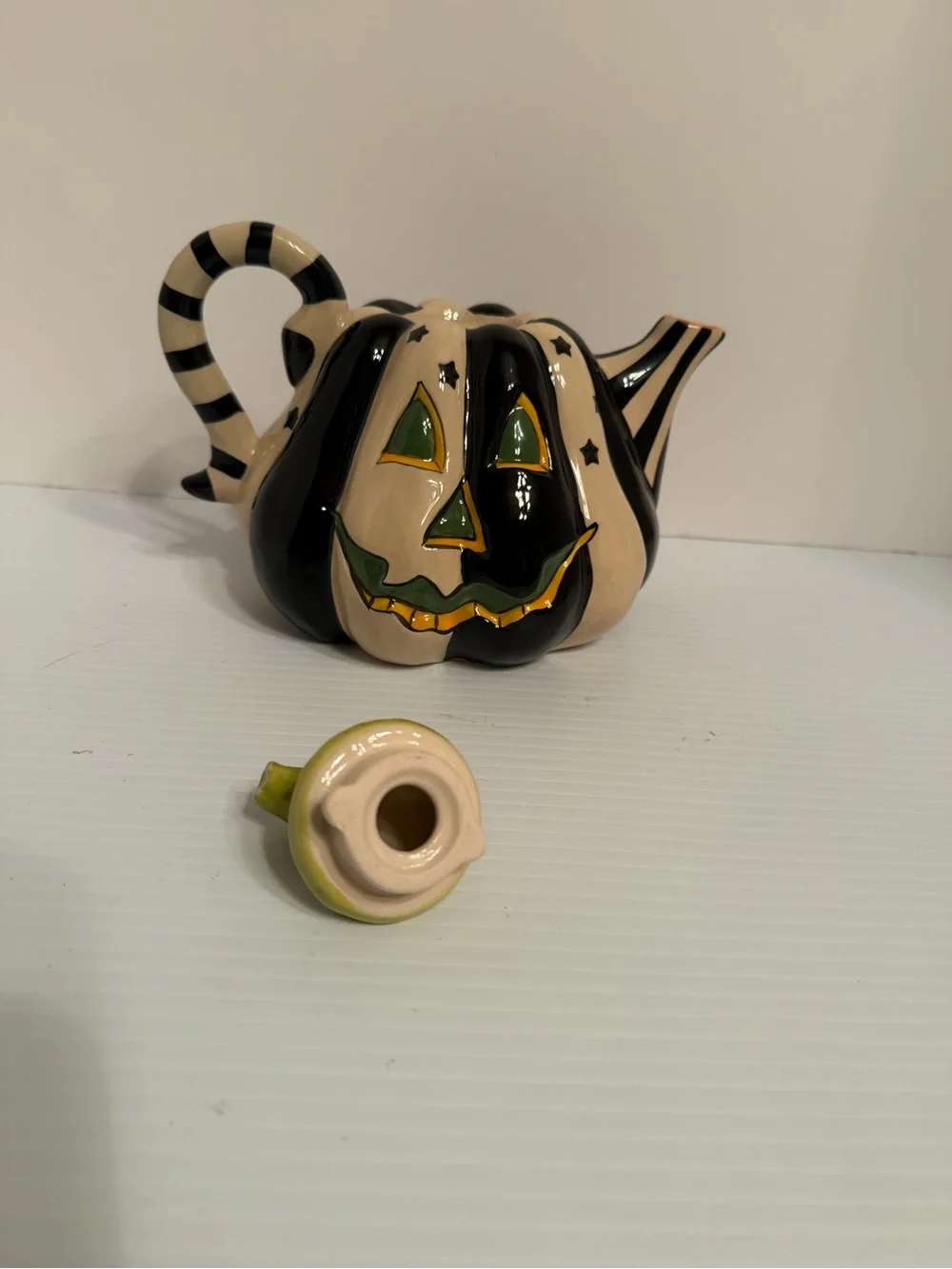 Blue Sky Clayworks Halloween Black White Jack O Lantern Teapot Mackenzie New